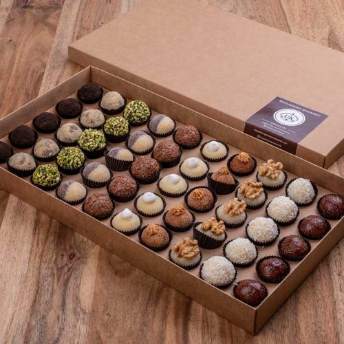 Box with 50 Brigadeiros