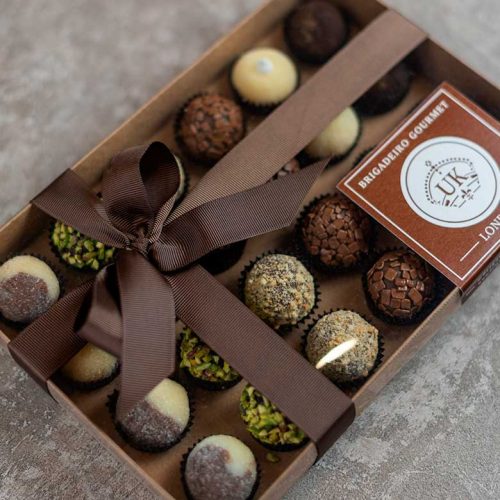 Box with 24 Brigadeiros